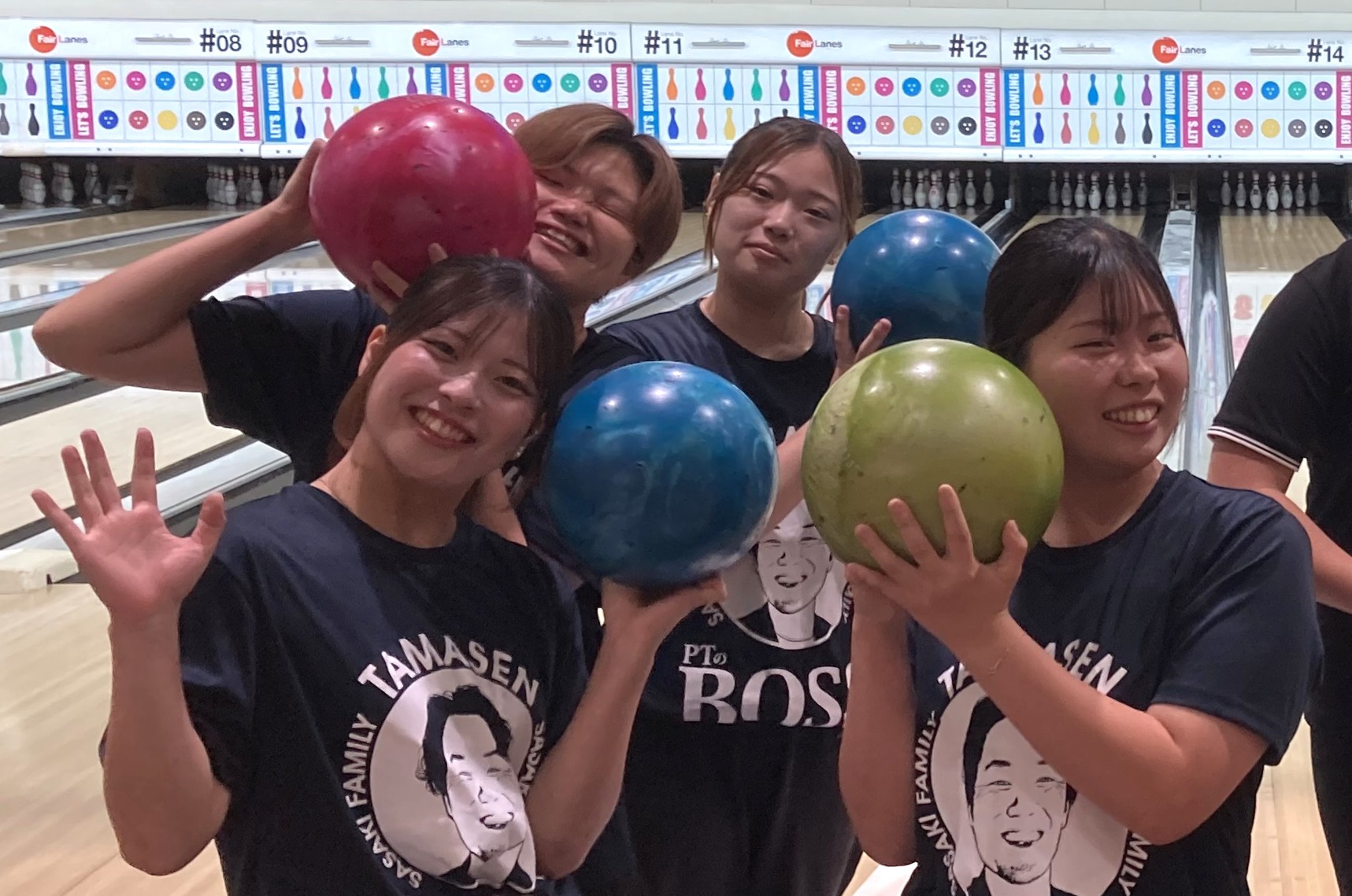 【白熱のレーン】ボウリング大会で躍動！